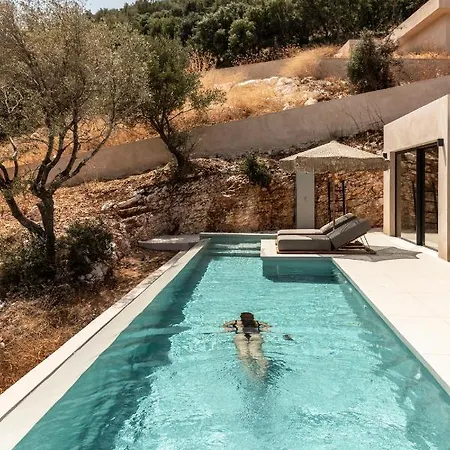 Pera Perou Unspoiled Luxury * Ajía Effimía