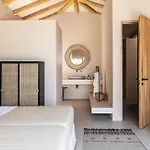 Pera Perou Unspoiled Luxury *
