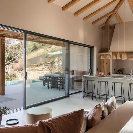 Villa Pera Perou Unspoiled Luxury *