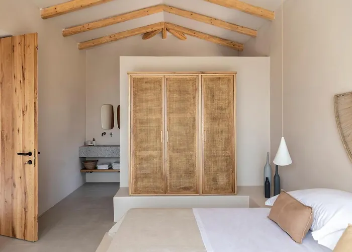 Pera Perou Unspoiled Luxury Agia Efimia