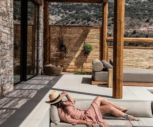 Pera Perou Unspoiled Luxury Agia Efimia