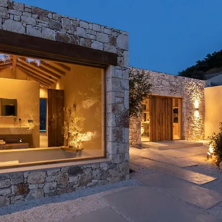 Pera Perou Unspoiled Luxury * Agia Efimia